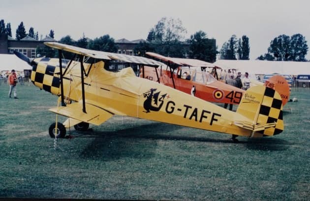 Un Bücker Bü 131 Jungmann de l'époque allemande, équipé du moteur Hirth 504 de 100 chevaux