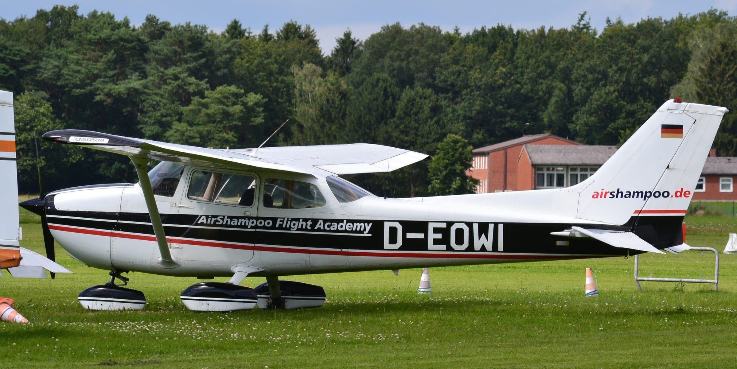 A Reims-built Cessna 172N Skyhawk on the ground