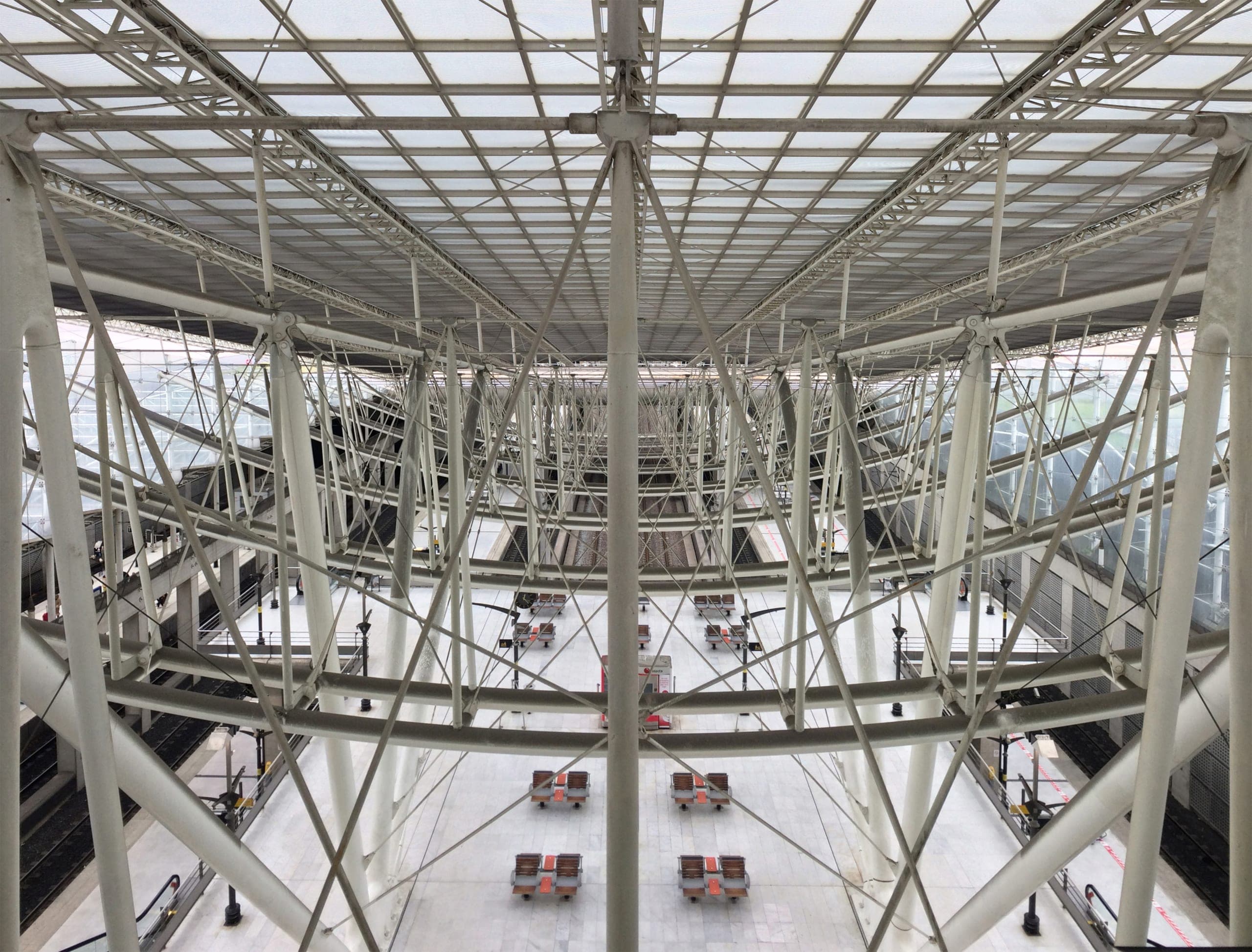 The Aéroport Charles de Gaulle 2 TGV station, the high-speed main-line platforms built under Hall 2C in 1994