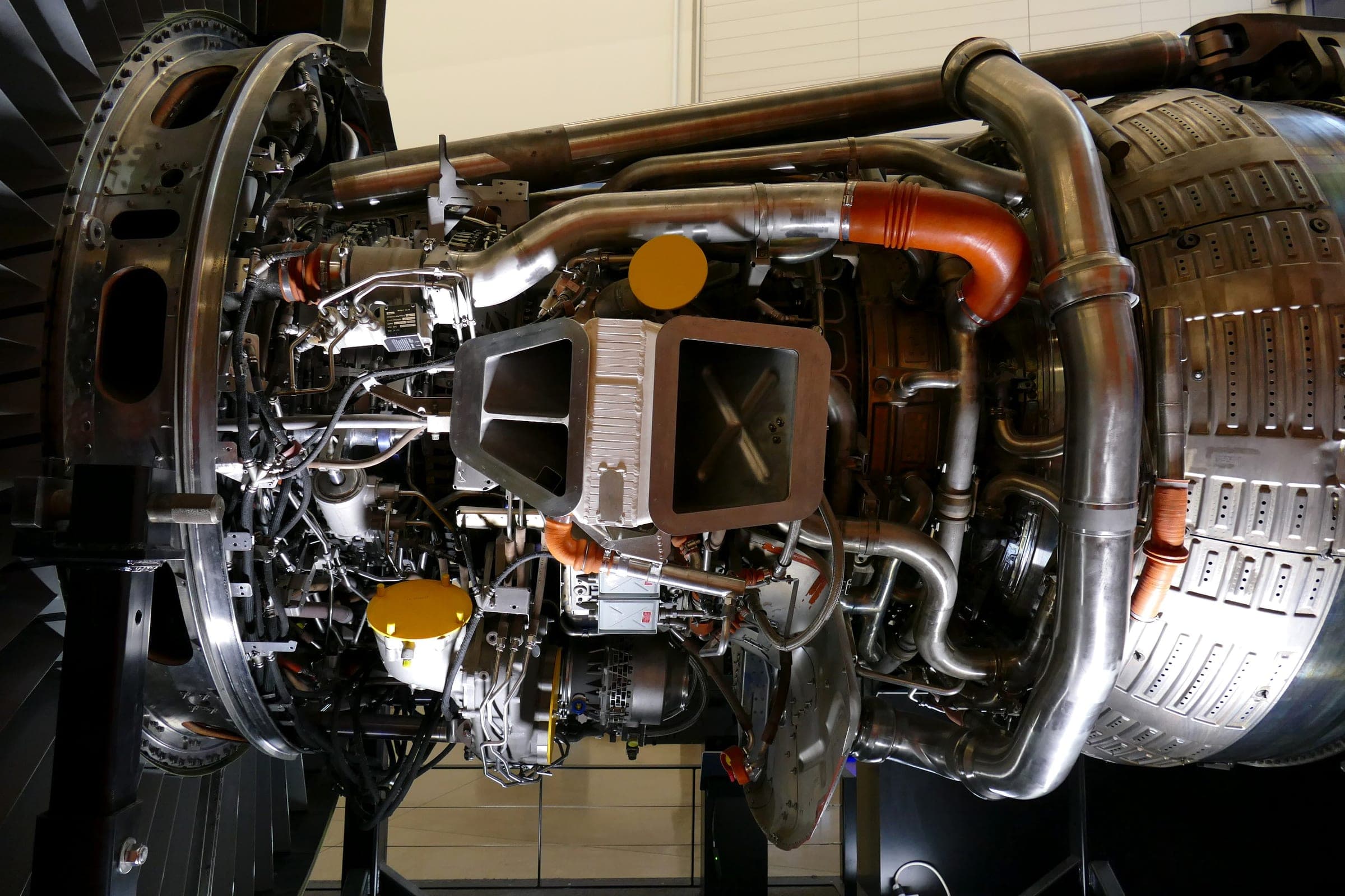 A GE90 on display at the Future of Flight centre at Everett, Washington, in 2016