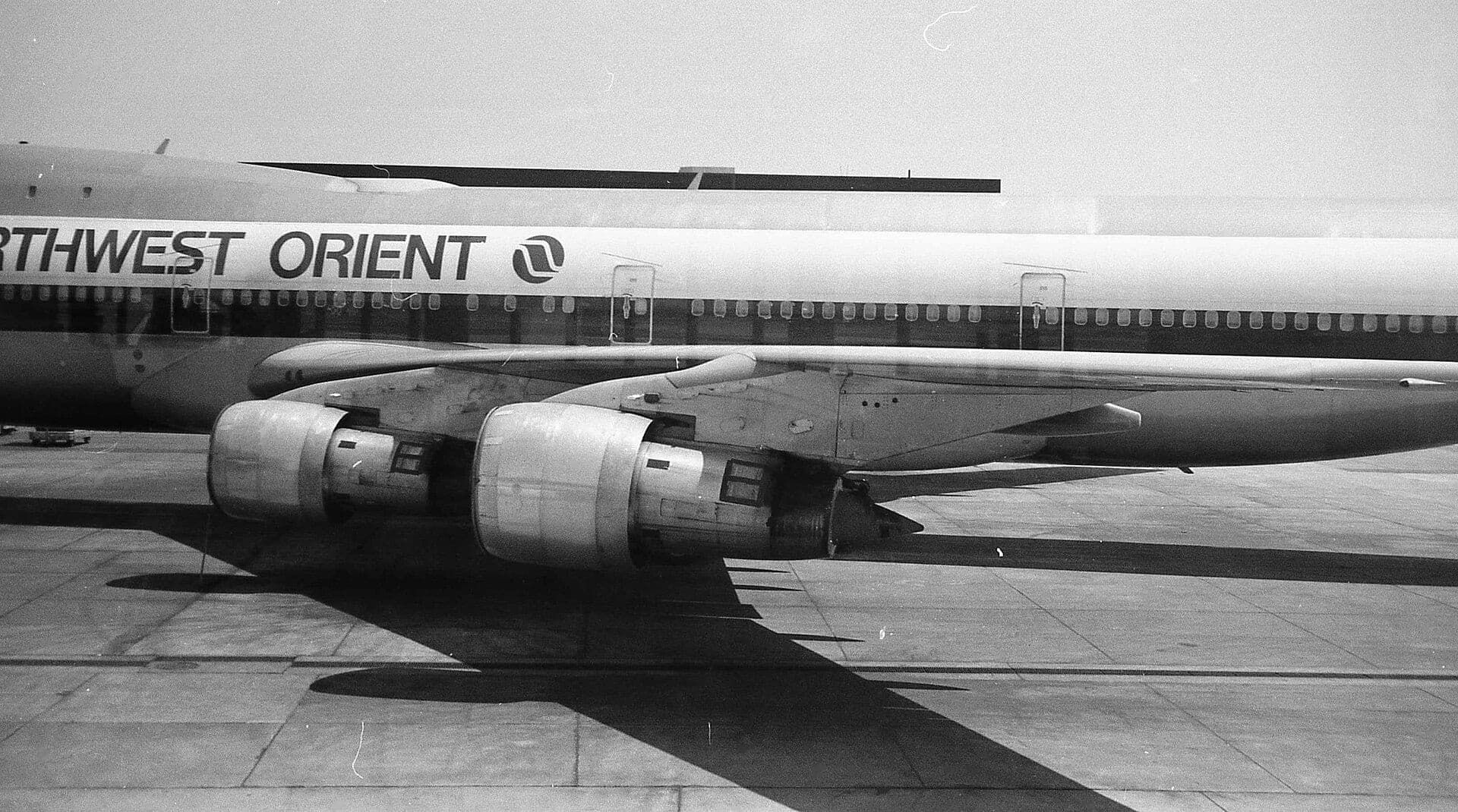 The JT9Ds of Northwest Orient Boeing 747-151 N603US at Seattle to Tacoma in August 1972