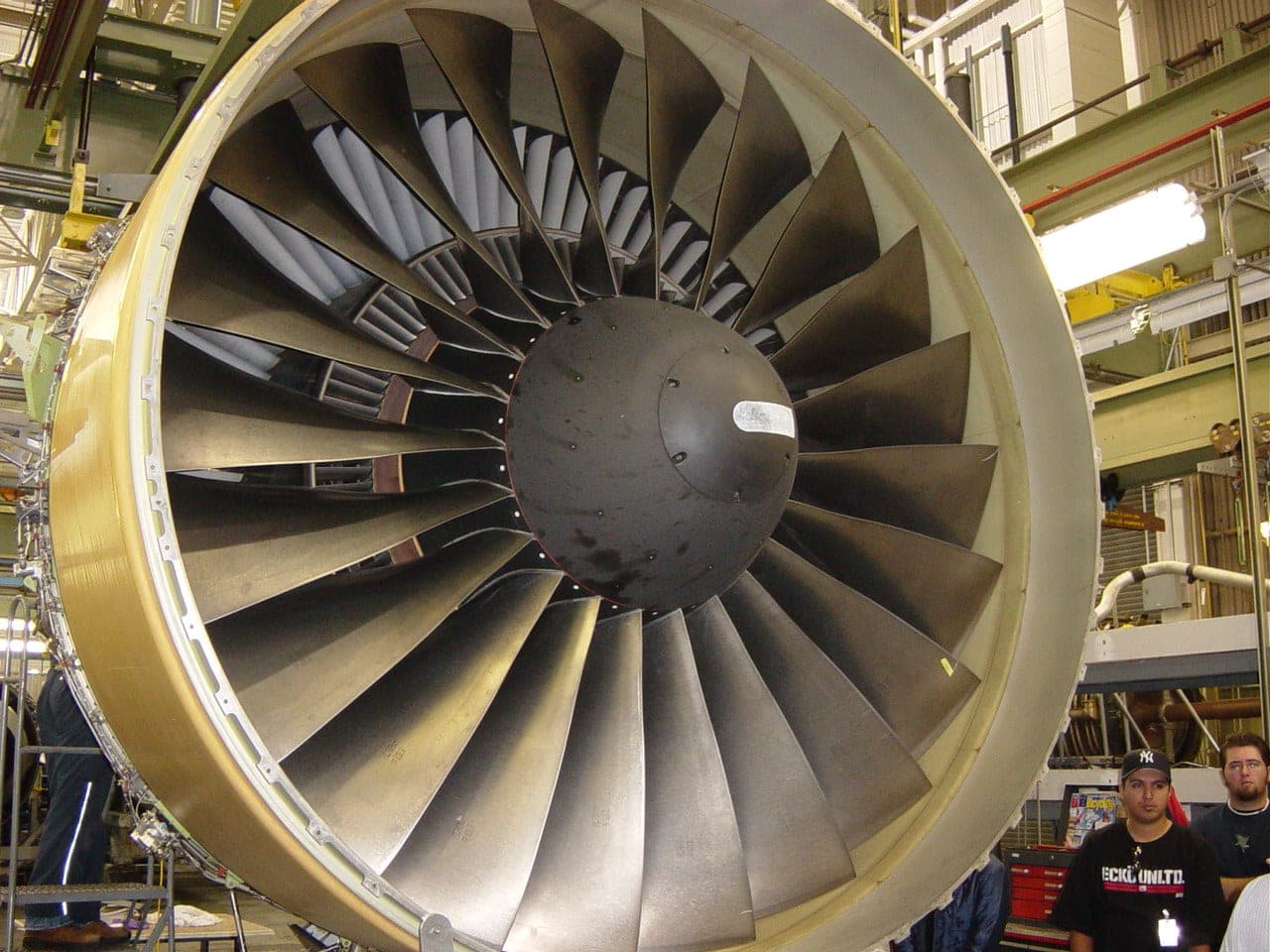 The titanium-bladed fan of a PW4077 in United Airlines' maintenance base, 2003