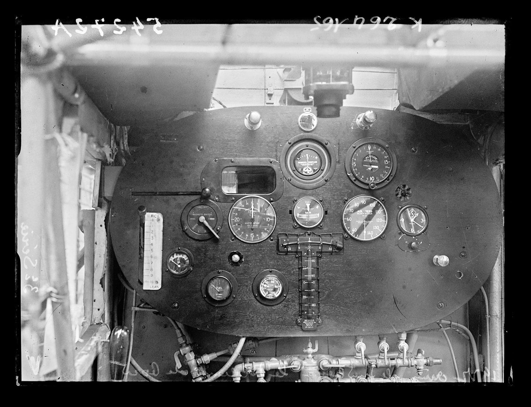 Le tableau de bord du Spirit photographié au Bourget après le vol.