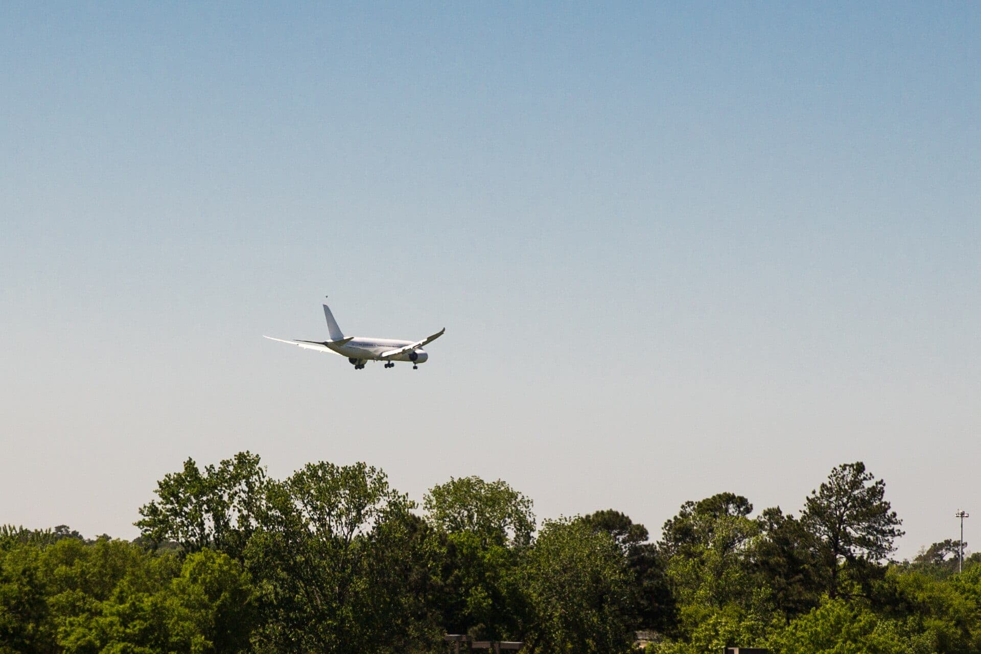 Un Boeing 787 Dreamliner en approche de Charleston, en Caroline du Sud, au terme d'un vol d'essai