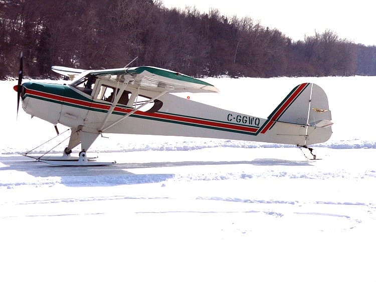 A Taylorcraft F-19 Sportsman, the 1970s revival of the type, registration C-GGWQ