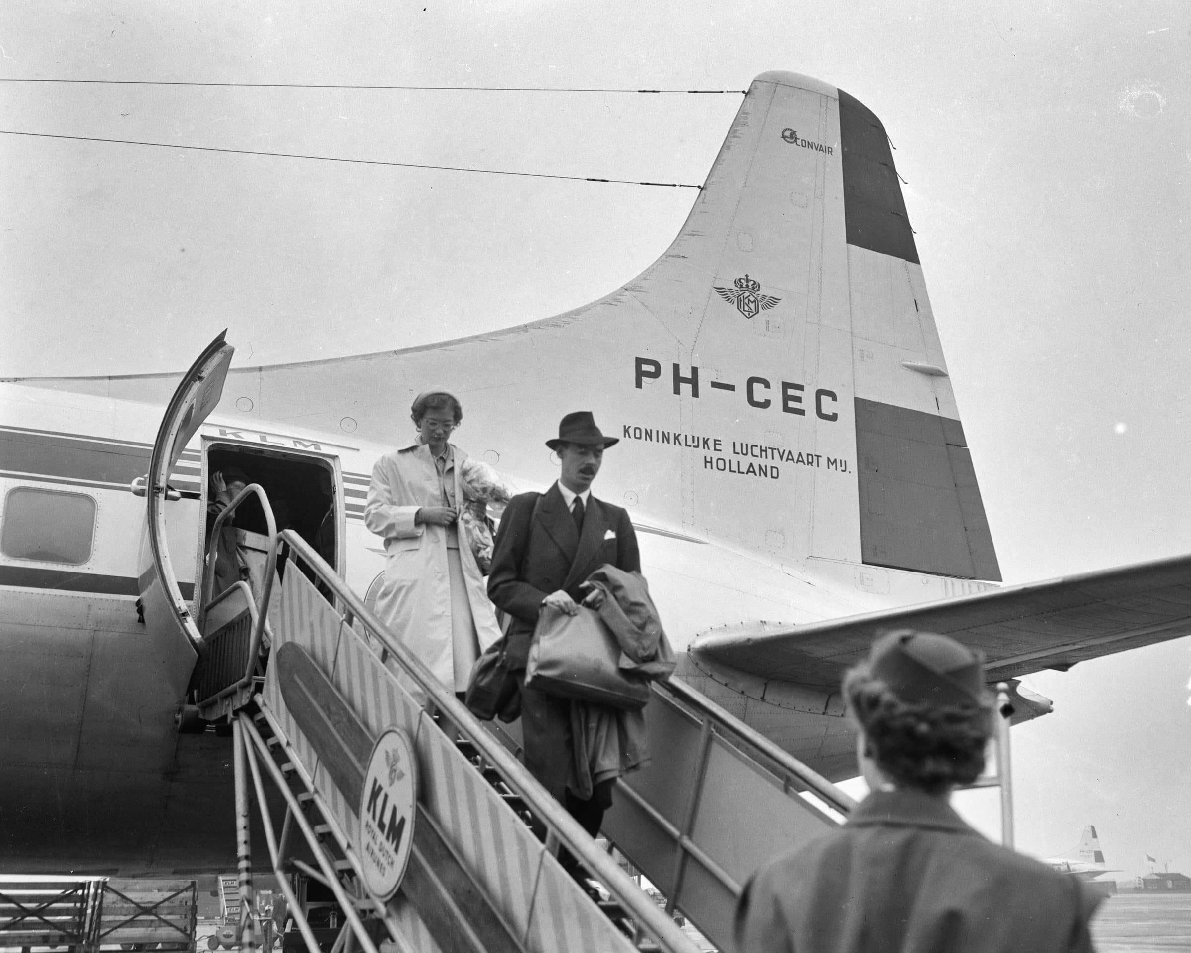 Passengers leaving a KLM airliner at Schiphol in June 1956