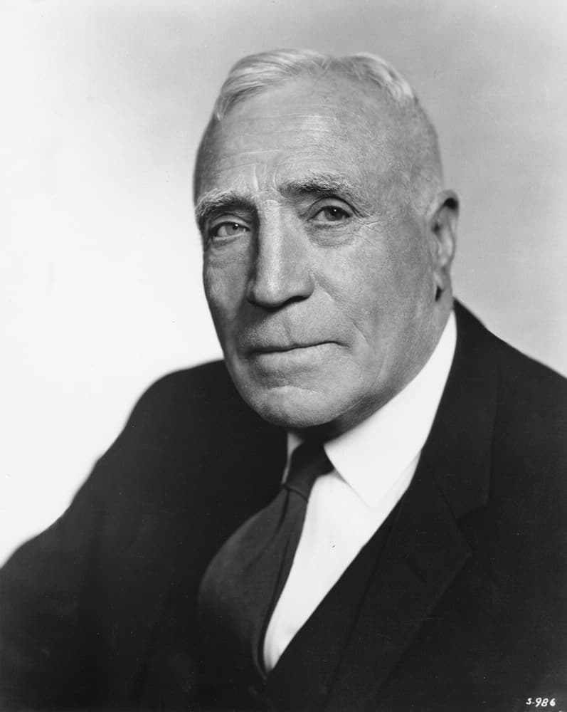 William T. Piper en 1957